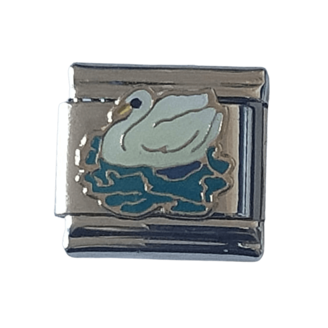 Swan on Water - clubcupid